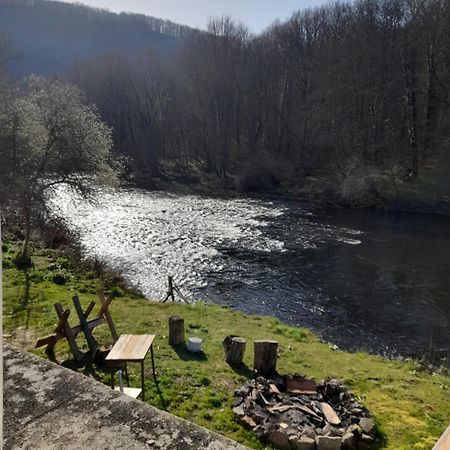 Les Roches Chambre D'Hotes Servant Exteriör bild