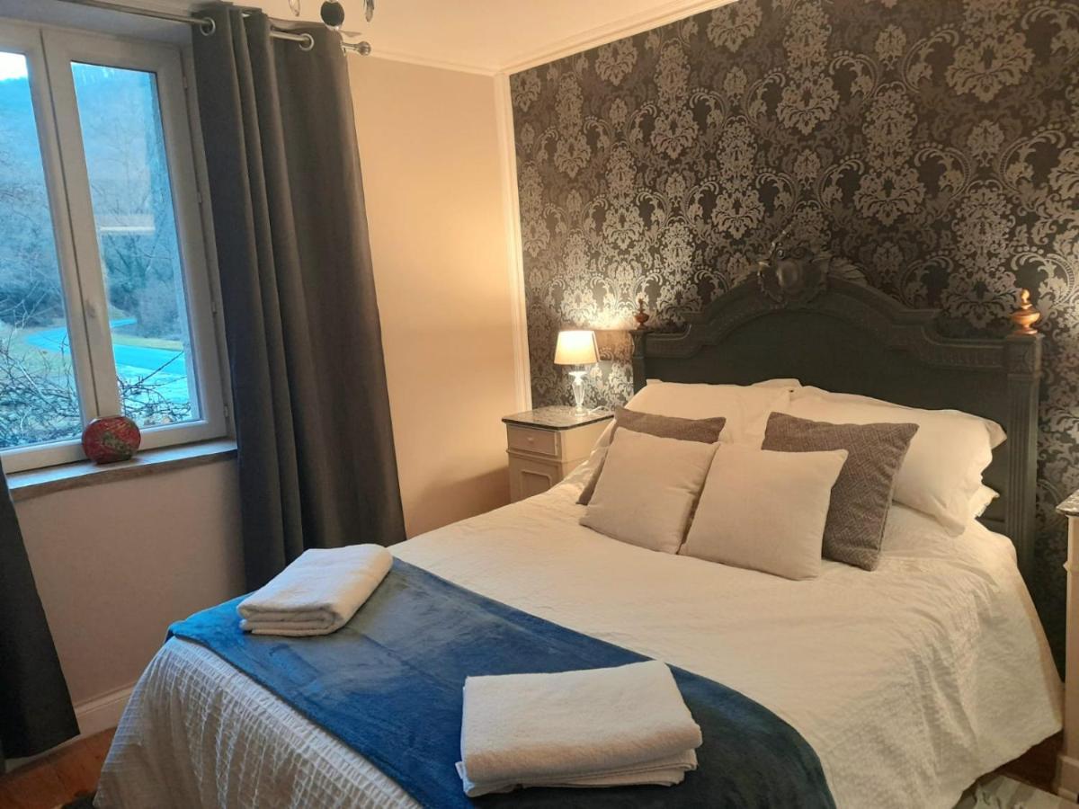 Les Roches Chambre D'Hotes Servant Exteriör bild
